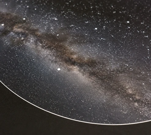 Why Do Star Maps for Different Dates Look So Similar?